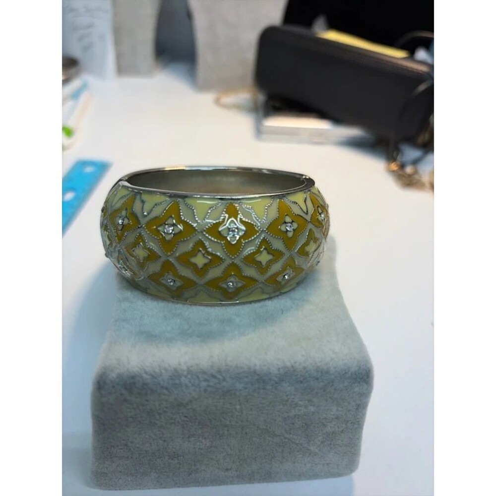 Yellow hinge bangle